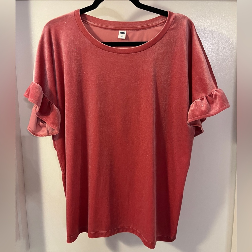 Old Navy Women's Sparkly Velvet Short Sleeve Tee - Ruffled Sleeves